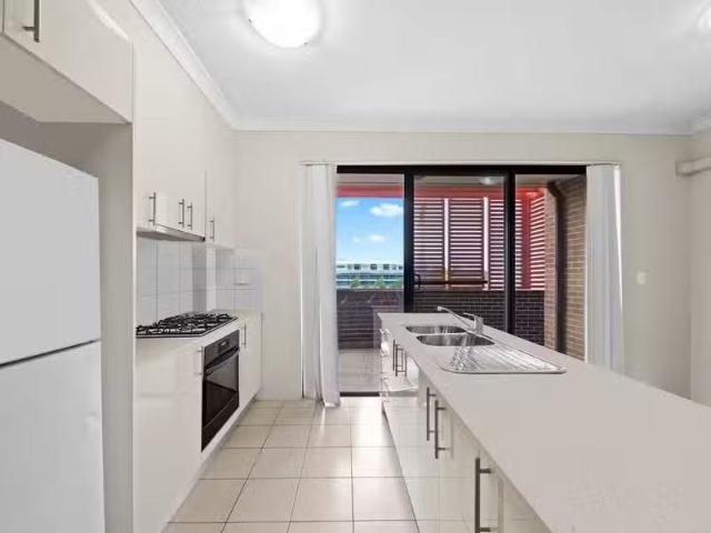Just in! 13/15 Bransgrove Street, WENTWORTHVILLE Apartment for.