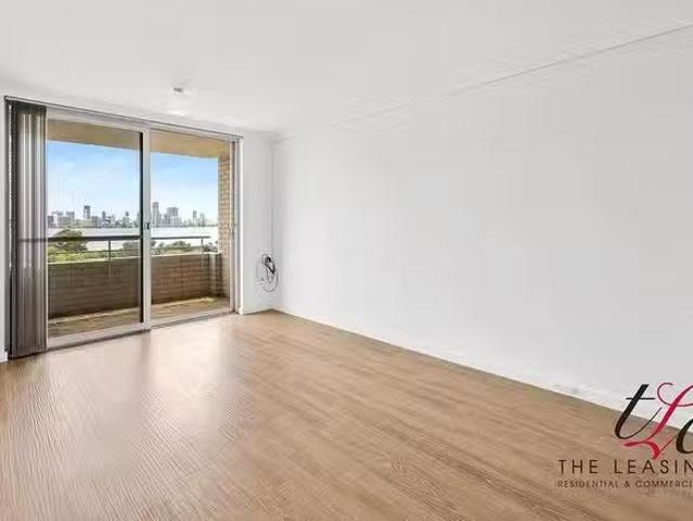 Cozy 13/181 Mill Point Road, South Perth, WA 6151