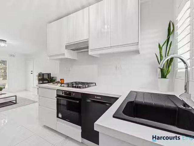 Cheap 13/299 Harborne Street, Glendalough, WA 6016