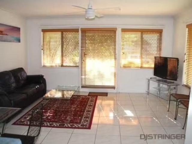Just in! 1/37 Coolangatta Road, Coolangatta, QLD 4225