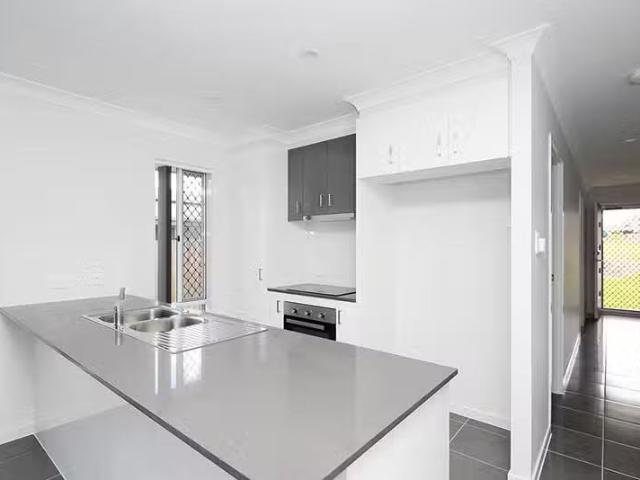 Rental! 1/37 Joyce Street, Karalee QLD 4306