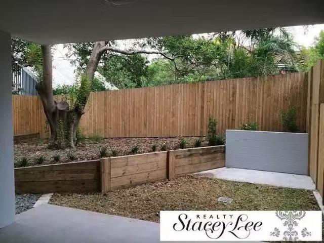 Cozy 1/37 Palmer Street, Greenslopes, QLD 4120