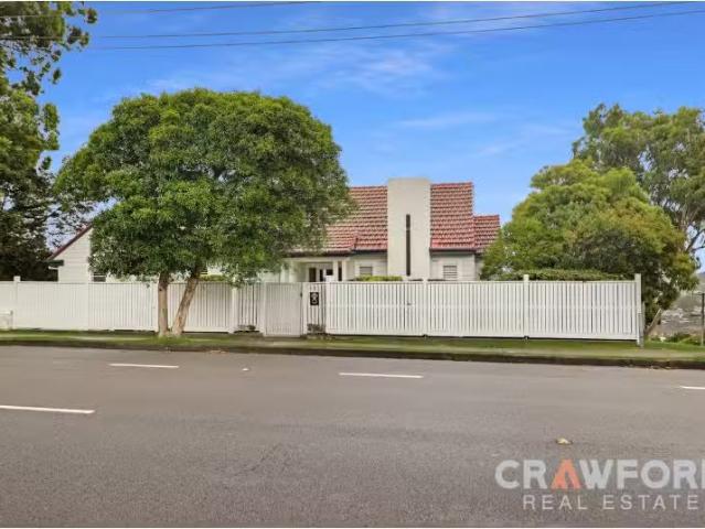 Charming 137 Russell Road, New Lambton House for rent Listed.