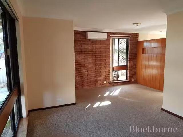 Unique 1/35 Allerton Way, Booragoon, WA 6154