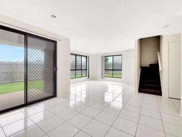 Nice 1/36 Temora Street, Gracemere, QLD 4702