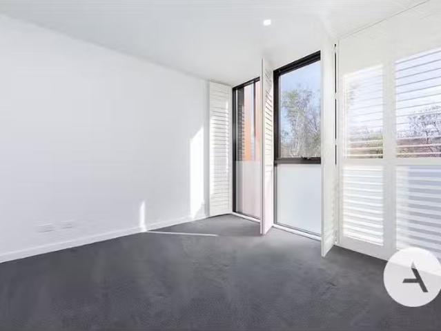 Nice 137/39 Mc Intyre St, Narrabundah House for rent Listed b.