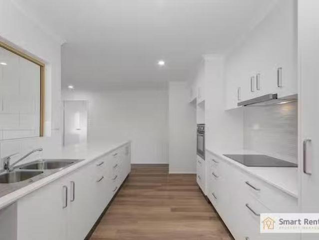 Cozy 13 Morindo Drive, Kirwan, QLD 4817