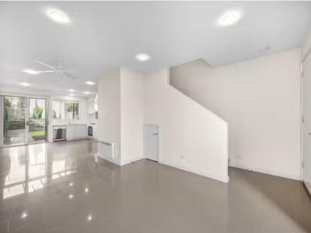 New 13 Narden Street, Crace House for rent Listed by Amanda T.