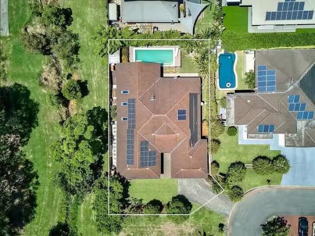 New 13 Oltrarno Place, Bridgeman Downs, QLD 4035