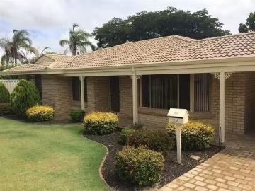 Deal! 1/3 Arbor Grove, Leeming, WA 6149