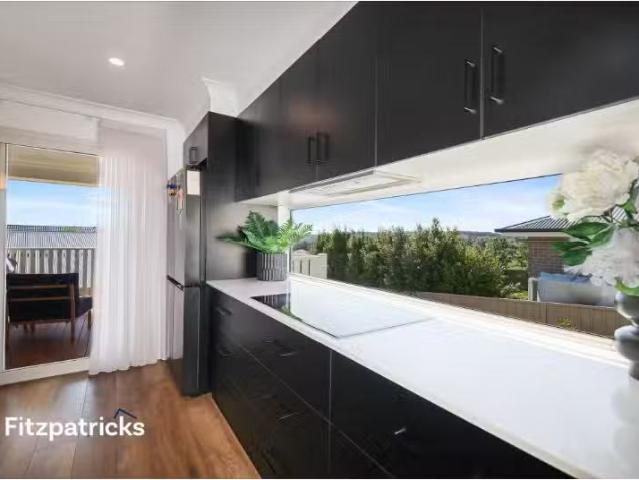 Unique 13 Florey Street, Lloyd House for rent Listed by Renta.