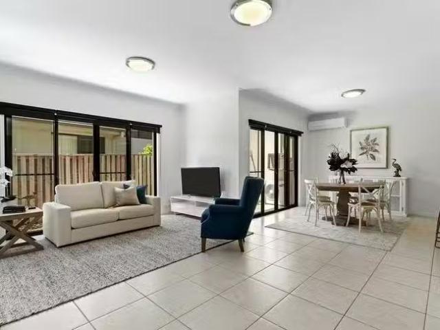 New 1/3 Frog Rock Crescent, Reedy Creek, QLD 4227