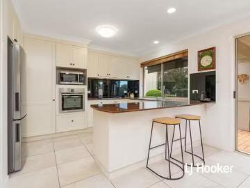Unique 13 Pimlico Lane, Aspley, QLD 4034