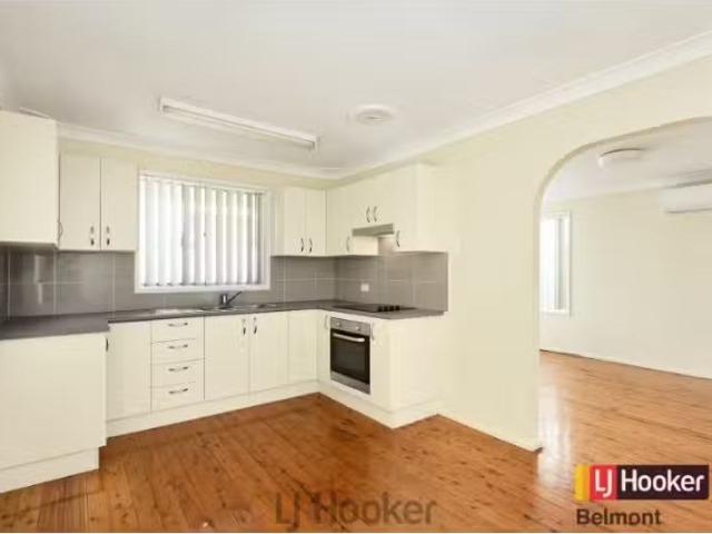 Cheap 13 Railway Street, Dudley House for rent Listed by Feli.