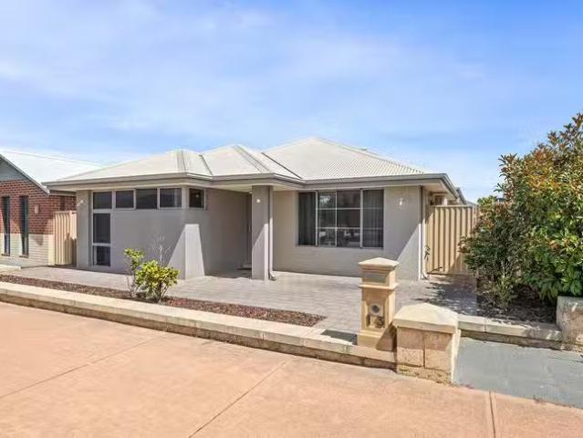 Just in! 13 Stargazer Boulevard, Southern River, WA 6110