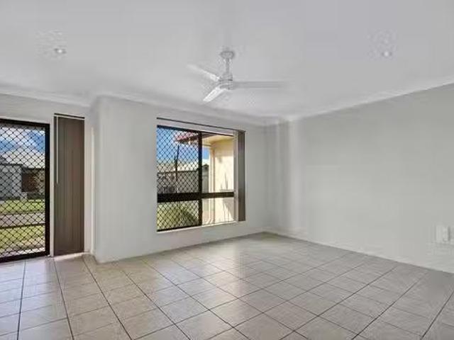 Charming 13 Sunningdale Court, Kirwan, QLD 4817