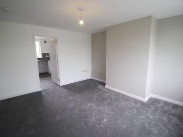 Cozy 1 BA 3 bedroom flat for rent in Dryburn Road, Kelloholm.