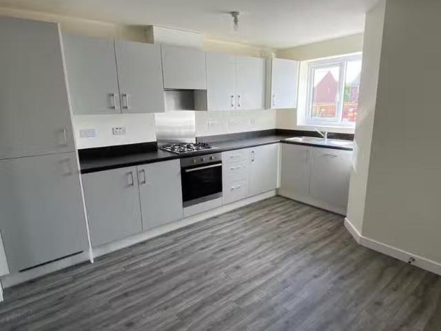 For Rent! 1 BA 3 bedroom house for rent in Dove Lane, Skylarks.
