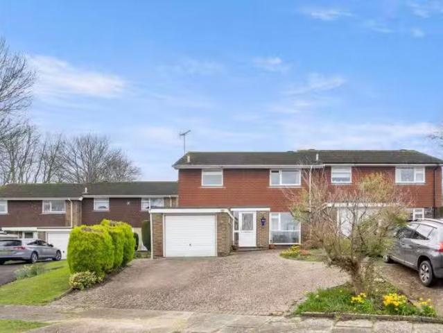 New 1 BA 3 bedroom semi detached house for rent in Coombe Drov.