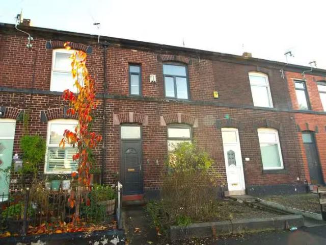Rental! 1 BA 3 bedroom terraced house for rent in Hornby Stree.