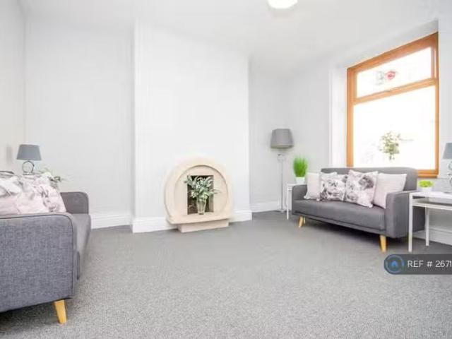 For Rent! 1 BA 3 bedroom terraced house for rent in Palmerston.