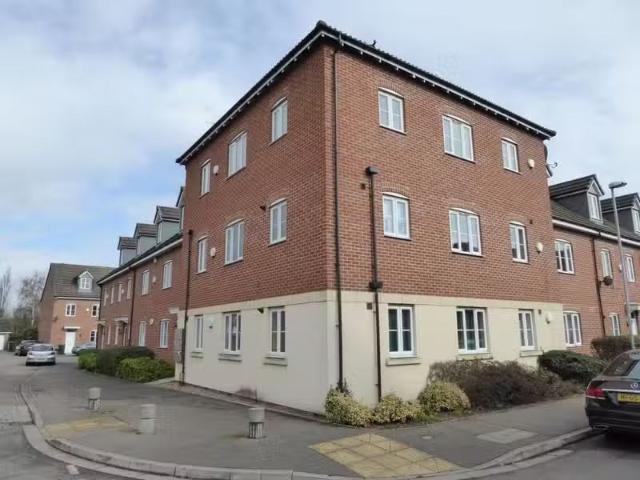For Rent! 1 BA 1 bedroom apartment for rent in Waterfields, Re.