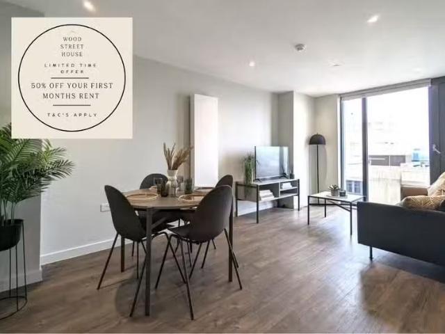 Deal! 1 BA 1 bedroom apartment for rent in Wood Street, Cardif.