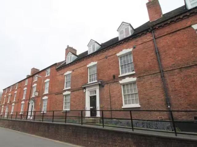 Rental! 1 BA 1 bedroom apartment for rent in Church Street, Ki.