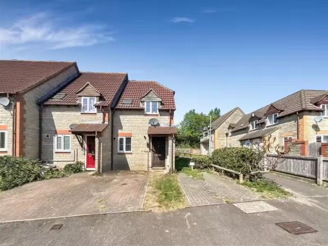 New 1 BA 1 bedroom end of terrace house for rent in Muirfield.