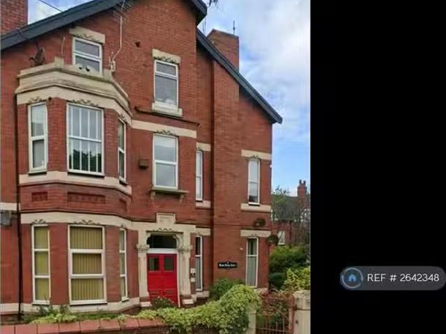 Charming 1 BA 1 bedroom flat for rent in Banks Road, West Kirb.