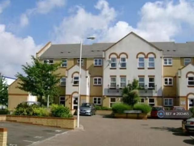 Just in! 1 BA 1 bedroom flat for rent in Beckton, London, E6