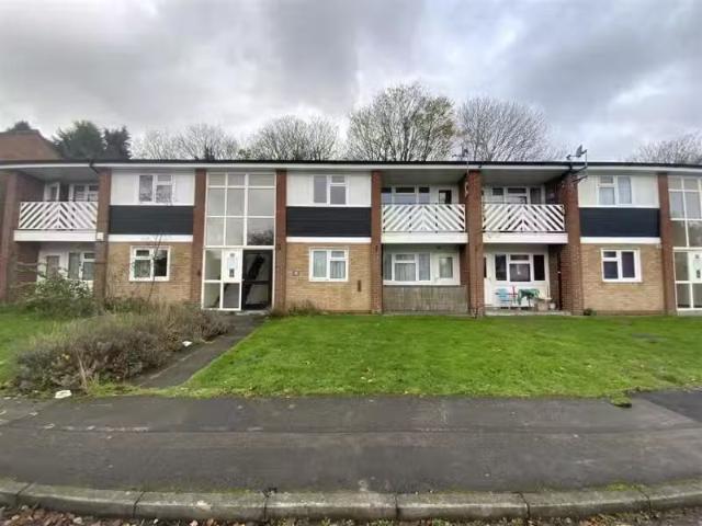 Deal! 1 BA 1 bedroom flat for rent in Frankton Close, Solihull.