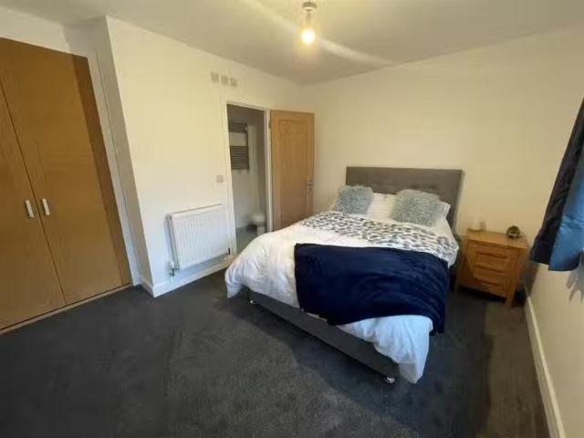 Cheap 1 BA 1 bedroom house share for rent in Portway, Bristol.