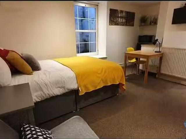 Deal! 1 BA 1 bedroom house share for rent in Southville, Brist.