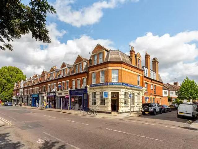 Deal! 1 BA 1 bedroom property to let in Richmond Road, Twicken.