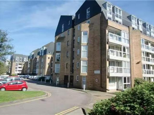 Cozy 1 BA 1 bedroom retirement property for rent in Homepine H.