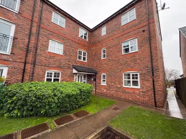Deal! 1 BA 2 bedroom apartment for rent in Fernbeck Close, Far.