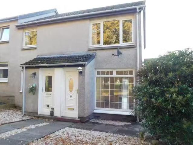 Charming 1 BA 2 bedroom apartment for rent in Spottiswoode Gar.