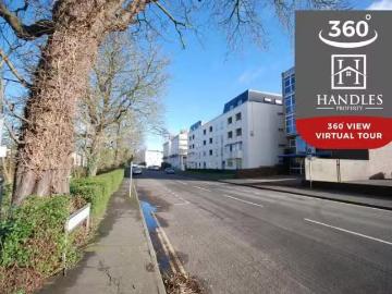 Cheap 1 BA 2 bedroom apartment for rent in Stuart Court, Warwi.