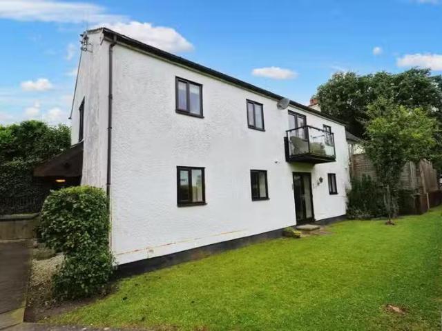 Unique 1 BA 2 bedroom flat for rent in Flat, Fenman Court, St.