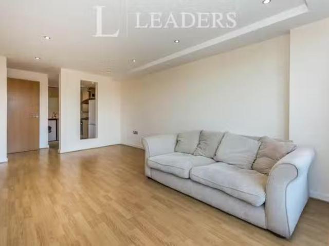 Deal! 1 BA 2 bedroom flat for rent in Kinvara Heights, 3 Rea P.