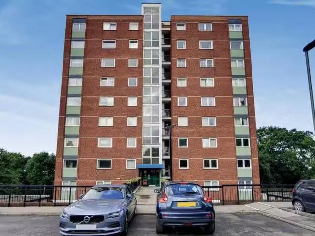 Deal! 1 BA 2 bedroom flat for rent in Porchester Mead, Beckenh.