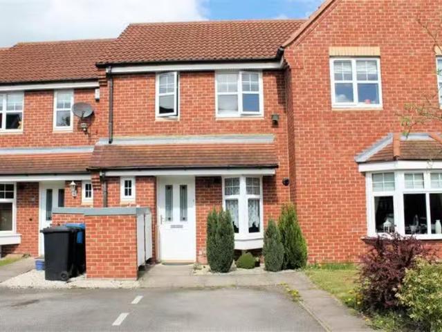 Deal! 1 BA 2 bedroom semi detached house for rent in Lakeview.