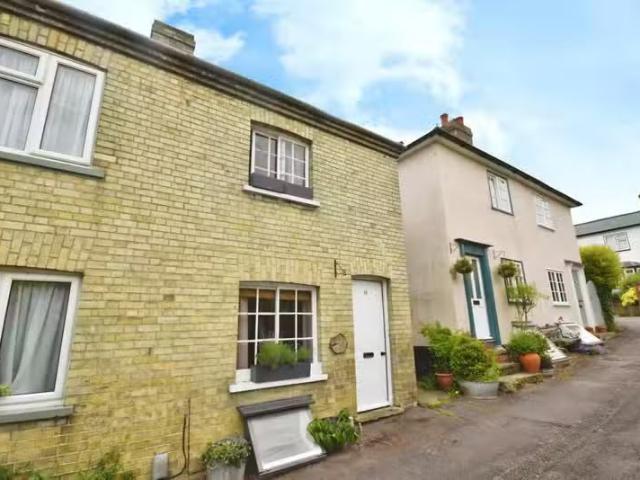 New 1 BA 2 bedroom semi detached house for rent in Mill Lane.