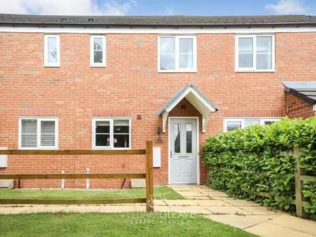 For Rent! 1 BA 2 bedroom terraced house for rent in Ffordd Row.
