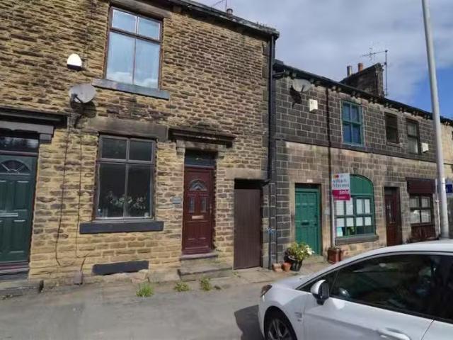Just in! 1 BA 2 bedroom terraced house for rent in Harrogate R.