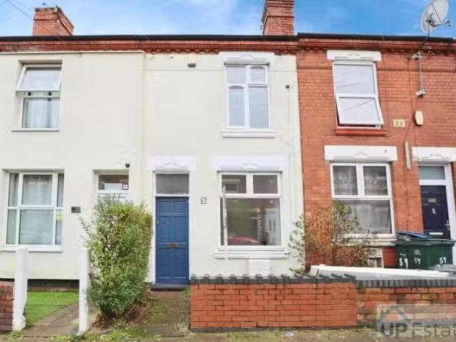 New 1 BA 2 bedroom terraced house for rent in St. Georges Road.