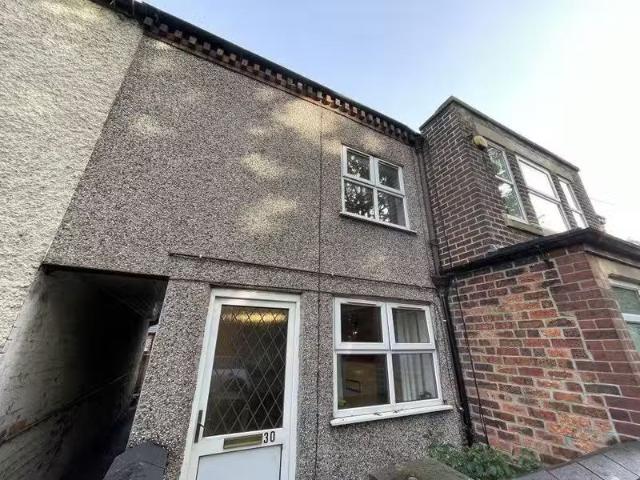 Unique 1 BA 2 bedroom terraced house for rent in The Green, Sw.
