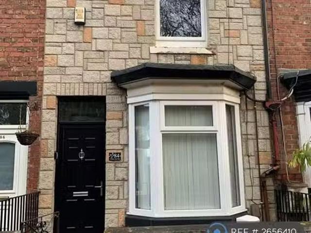 Deal! 1 BA 2 bedroom terraced house for rent in Thompson Stree.