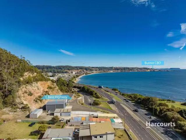 Deal! 1 Bass Highway, ROUND HILL, TAS 7320 Industrial/Wareho.